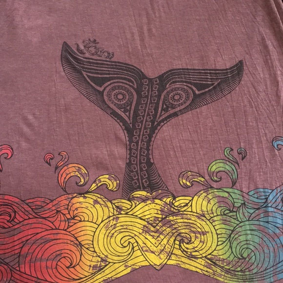 3/$20 Babu Ocean of Life Graphic T - Picture 5 of 8